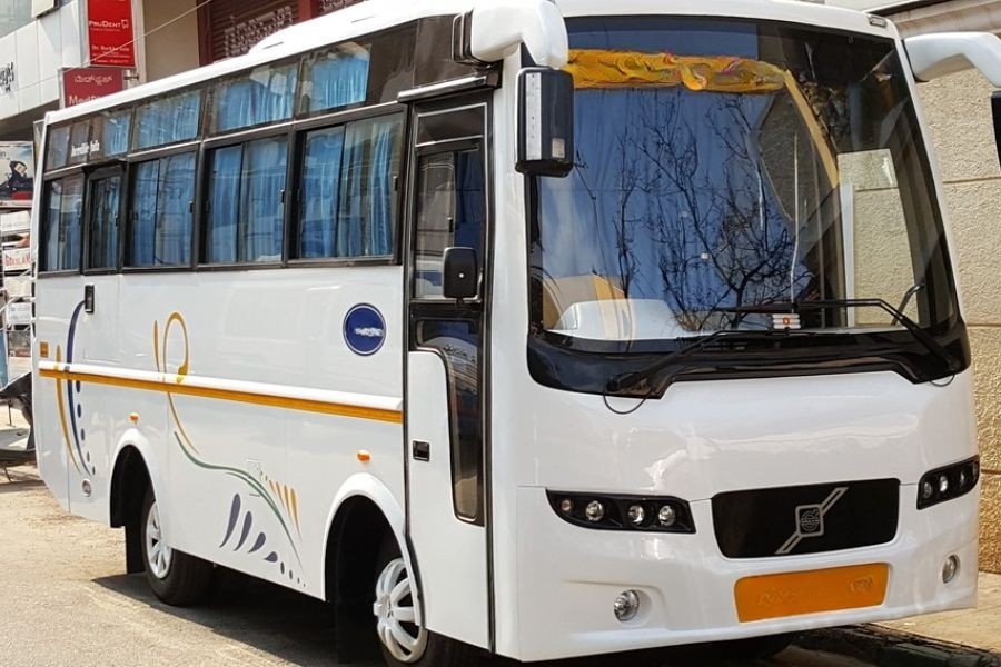 20 Seater bus on rent in Pune